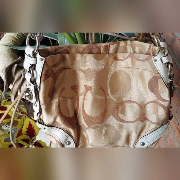 AUTHENTIC COACH JACQUARD SIGNATURE C AND GENUINE WHITE LEATHER HAND/SHOULDER BAG - Picture 11 of 11